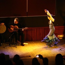 Al-Andalus' concert + flamenco dancing performance, Music Bar Anděl 